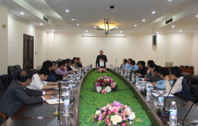 Phó Tổng Giám đốc Tập đoàn Vũ Anh Tuấn làm việc với Công ty Tuyển than Hòn Gai