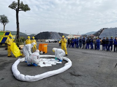 Công ty Tuyển than Hòn Gai tập huấn nâng cao kỹ năng ứng phó sự cố tràn dầu
