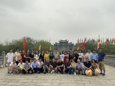 Đoàn CBCNV Phân xưởng Cảng NCT tham quan tại chùa Bái Đính