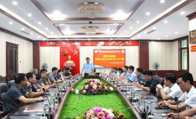 Đồng chí Phạm Hồng Thanh - Bí thư Đảng ủy, Giám đốc Công phát biểu tại Hội nghị