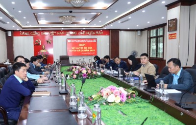 Hội đồng thi đua - Khen thưởng Công ty xét thi đua quý 4 và cả năm 2023