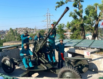 Ảnh: Đoàn kiểm tra ghi nhận và đánh giá cao công tác công tác sẵn sàng chiến đấu, huấn luyện phòng không của Đại đội Đại đội PPK.37mm -1 Đặng Bá Hát