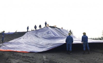 CBCNV Phân xưởng Làng Khánh 1 sẵn sàng che phủ bạt tại các kho than