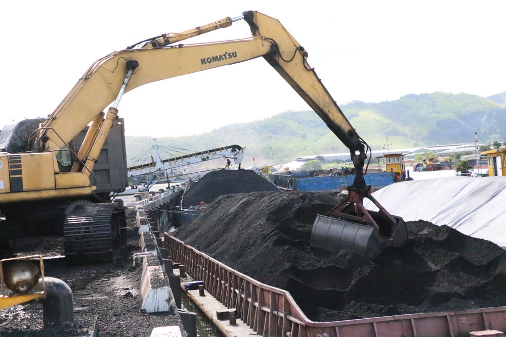 TUYỂN THAN HÒN GAI, GIỮ VỮNG SẢN XUẤT TRONG MÙA DỊCH