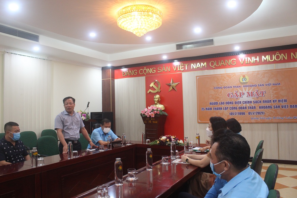 dongc chi nguyen trung hieu phat bieu tai buoi gap mat