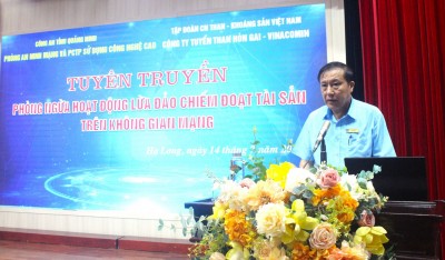 Đ/c Bùi Hữu Lý - Chủ tịch Công đoàn Công ty phát biểu khai mạc tại buổi tuyên truyền