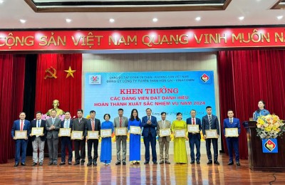 Búa Liềm vàng 2025: Nâng cao công tác sinh hoạt chi bộ và phát triển tổ chức đảng trong tình hình mới