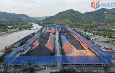 Đoàn kiểm tra của TKV trực tiếp kiểm tra công tác tổ chức thi thực hành nghề hàn điện