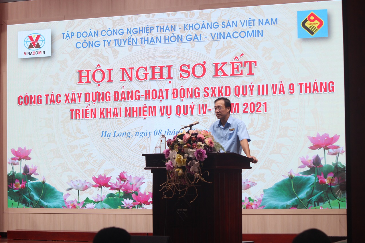 CÔNG TY TUYỂN THAN HÒN GAI KHEN THƯỞNG TẬP THỂ, CÁ NHÂN CÓ THÀNH TÍCH TRONG LĐSX QUÍ 3 NĂM 2021